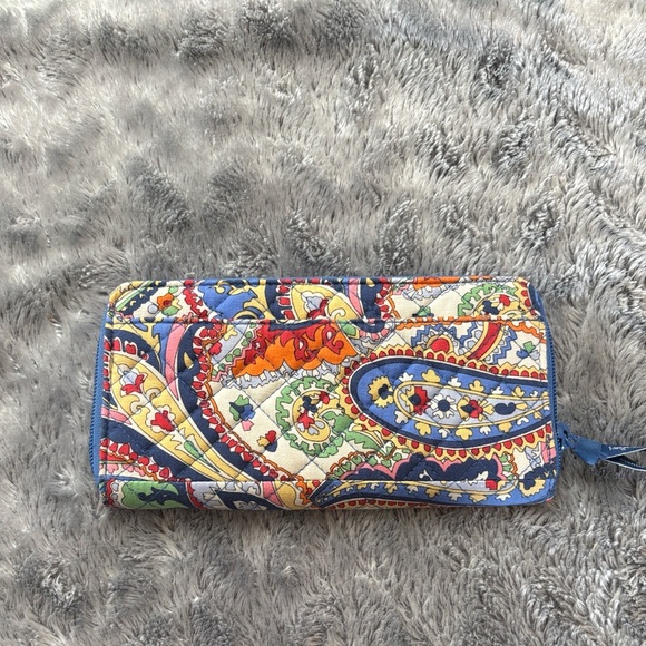 Vera Bradley Paisley Wallet NWT - Picture 5 of 11